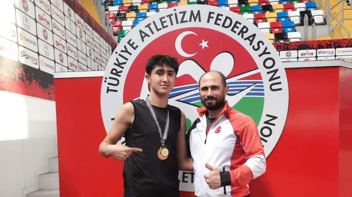 Öğrencimiz İsmail Efe DURMUŞ Türkiye Şampiyonu